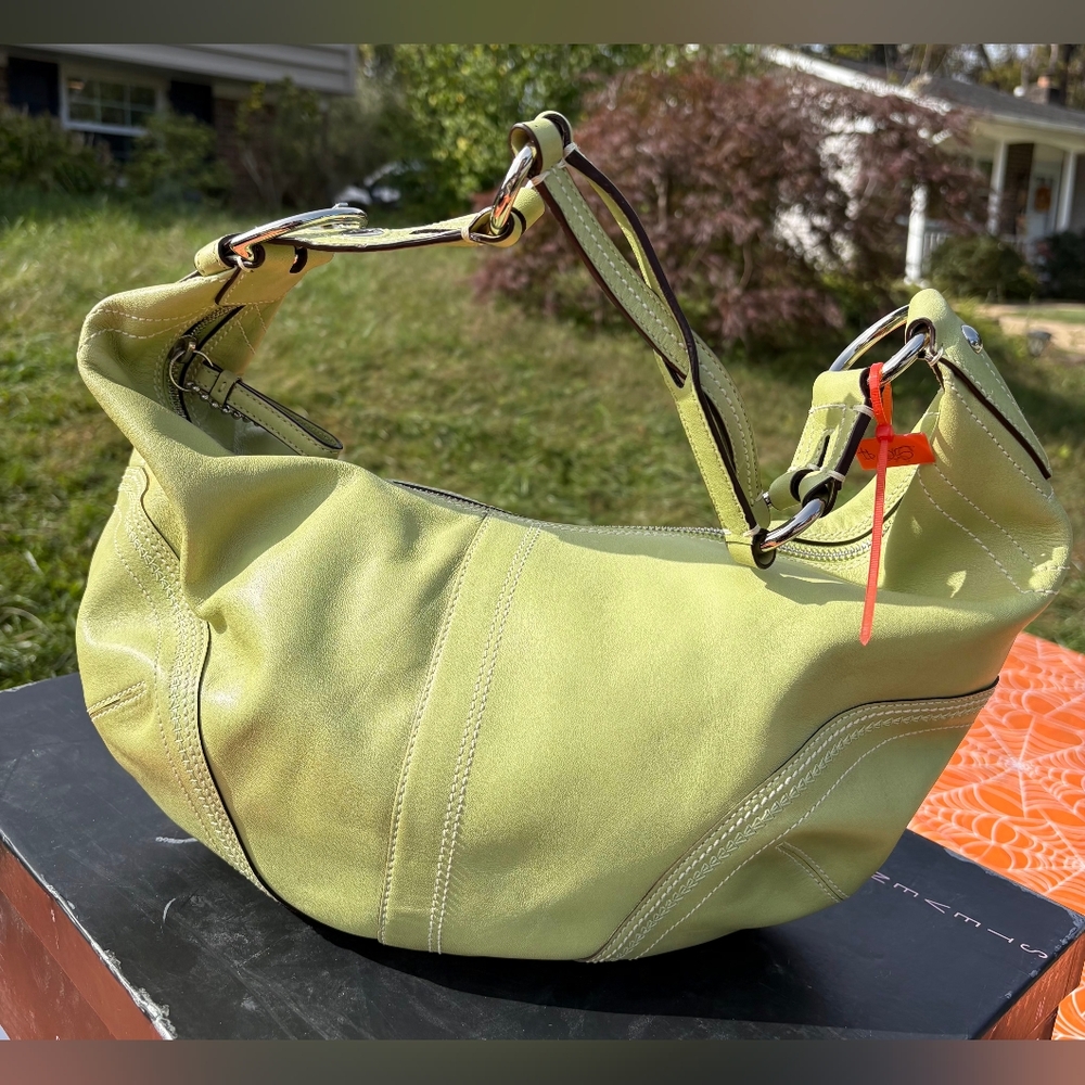 Vintage Coach leather Soho hobo